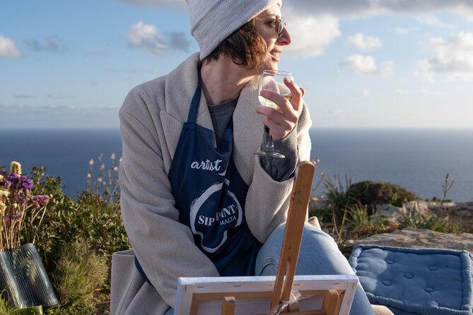 Art Experience with Wine - What the Sliema art session is really about