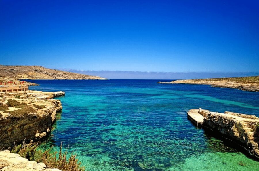 BBQ Bay Cruises: Elephant Rock, Blue Lagoon, Gozo & Comino - Cruising toward Comino and Elephant Rock