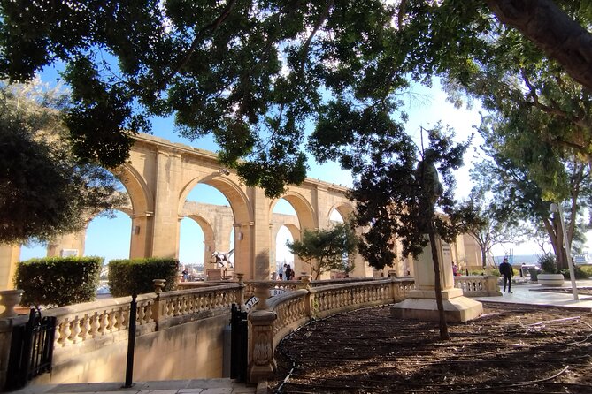Best of Valletta Walking Tour - Auberge d’Italie and the Knights’ Hostels