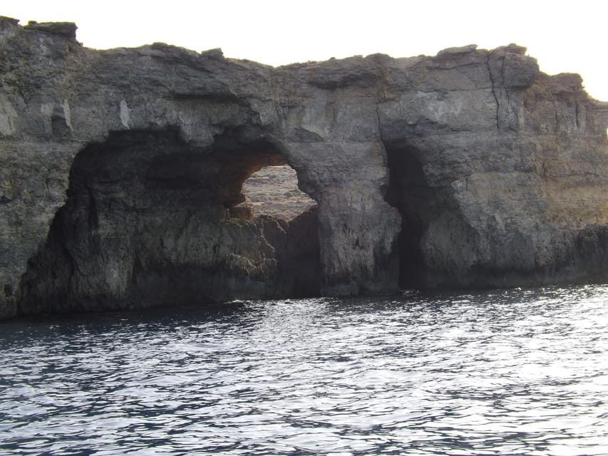 Blue Lagoon: Malta, Crystal Lagoon, Caves, Private Speedboat - Equipment, comfort, and what you need to bring