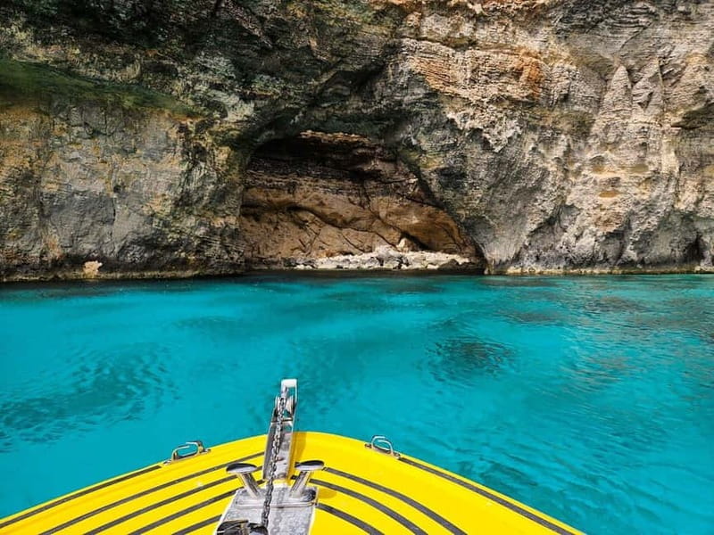 Blue Lagoon:Malta Crystal Lagoon, Comino,Private Speedboat - Starting at Cirkewwa Cafe and getting oriented