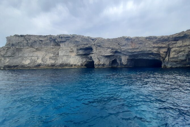 Boat Charters Blue lagoon, Crystal Lagoon, Comino, Malta 4hr trip - Blue Lagoon: the famous first stop