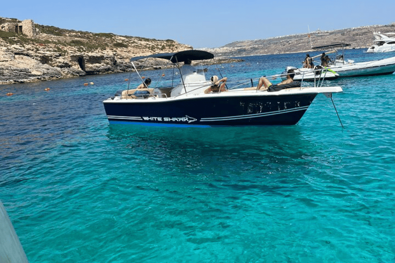 Cirkewwa/Mgarr: Blue and Crystal Lagoon Private Boat Charter - Captains make the difference
