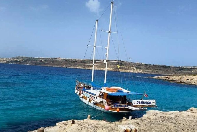 Comino, Blue Lagoon and Caves. Tour A - The Crystal Lagoon and Comino’s Caves