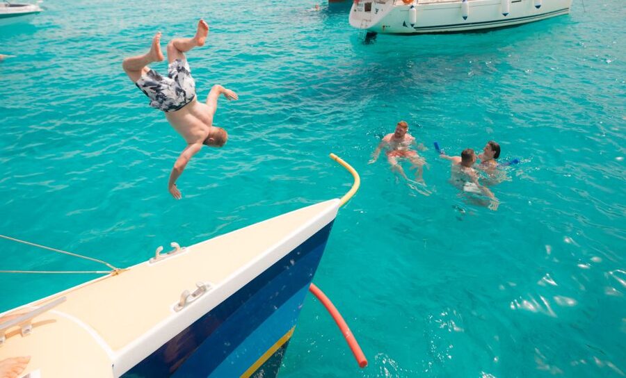 Comino: Blue Lagoon Catamaran Cruise with Lunch and Open Bar - What the Blue Lagoon visit is really like
