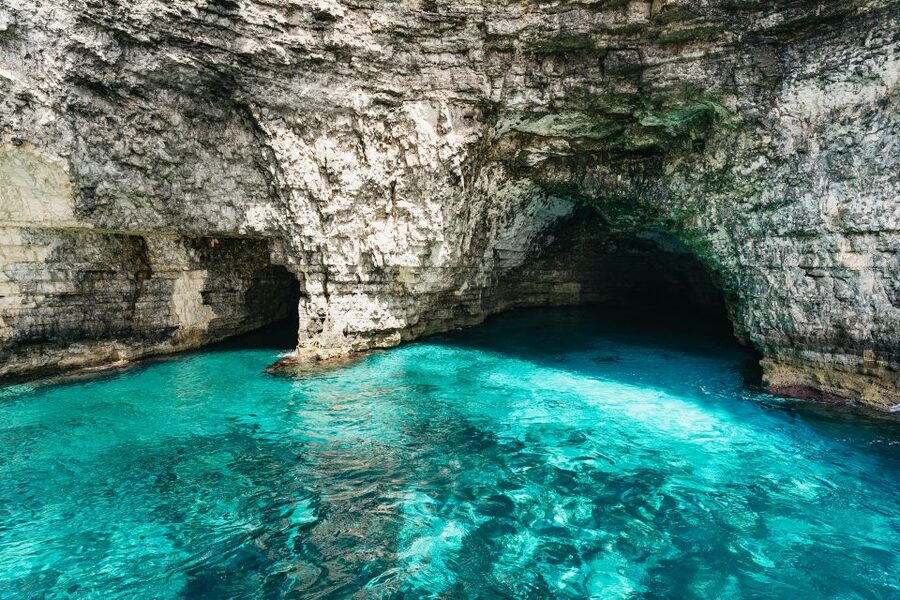 Comino: Blue Lagoon, Crystal Lagoon, and Seacaves Tour - Who will get the most from this $35 tour?