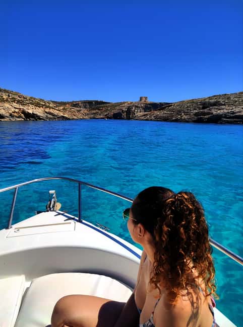 Comino Blue Lagoon: Private Boat Charter (2 Hours) - The first cruise along Comino’s coast
