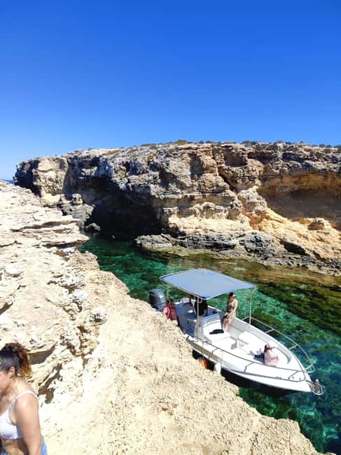 Comino Blue Lagoon: Private Boat Charter (2 Hours) - How the two-hour limit shapes the day