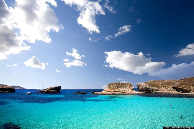 Comino Blue Lagoon Tour by Powerboat - A 33-foot powerboat with serious speed