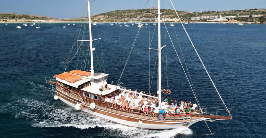Comino Island , Blue lagoon, Crystal Lagoon & Gozo & Caves - A full day on the water from Mellieha Bay