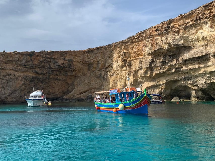 Comino: private charter to Crystal & Blue lagoon & Caves - Crystal Lagoon: the best early swim