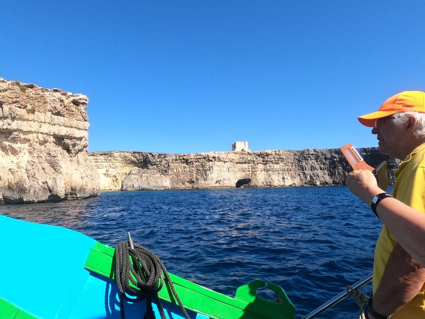 Comino: private charter to Crystal & Blue lagoon & Caves - Blue Lagoon: famous, beautiful, and busy
