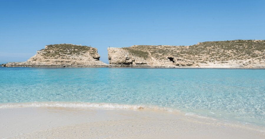 Comino's Best in a Flash: Caves, Coves & Beaches Boat Tour - Starting at Mgarr or Cirkewwa