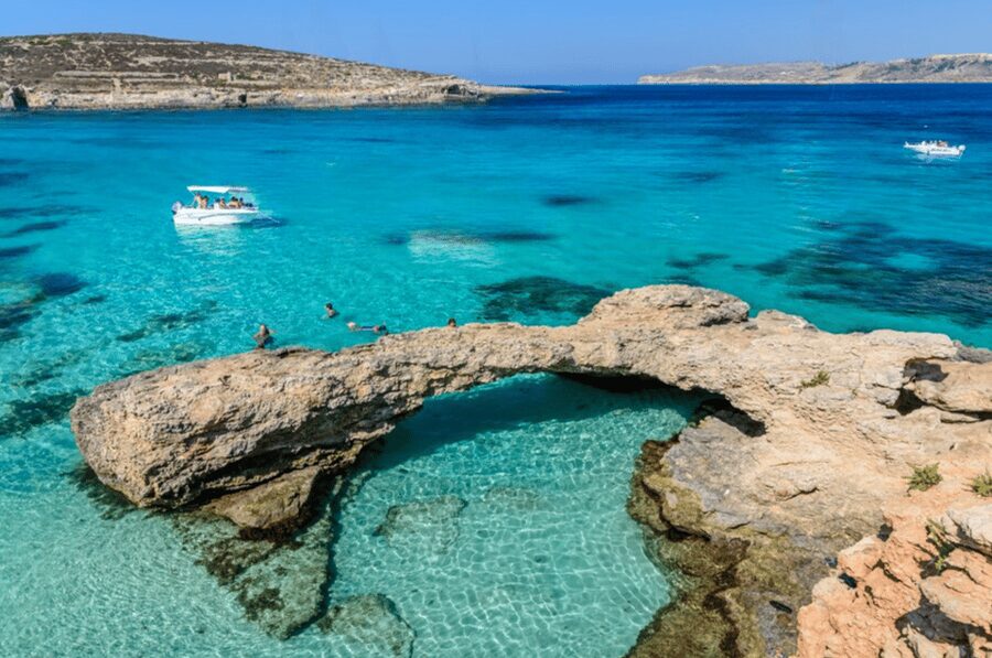 Daylong Delight - Trips in Malta, Daħlet Qorrot & Comino - Four quiet-water stops around northern Gozo