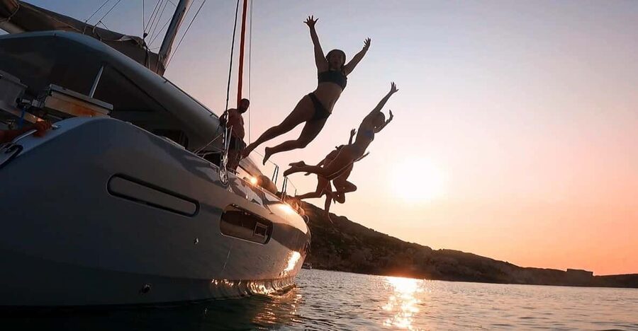 Evening Catamaran Charter - Sightseeing without a crowded daytime schedule