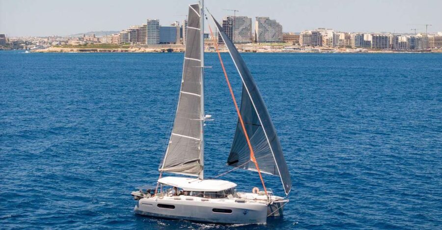 Exclusive Catamaran Charter - Key points to know before booking