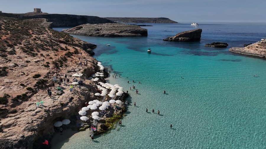 Ferry service to Blue Lagoon (opt. stop in Gozo)& Caves trip - The 25-minute ride toward Comino