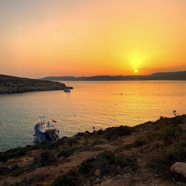 From Bugibba: Blue Lagoon Sunset Cruise - The first hour: cruising north toward sunset