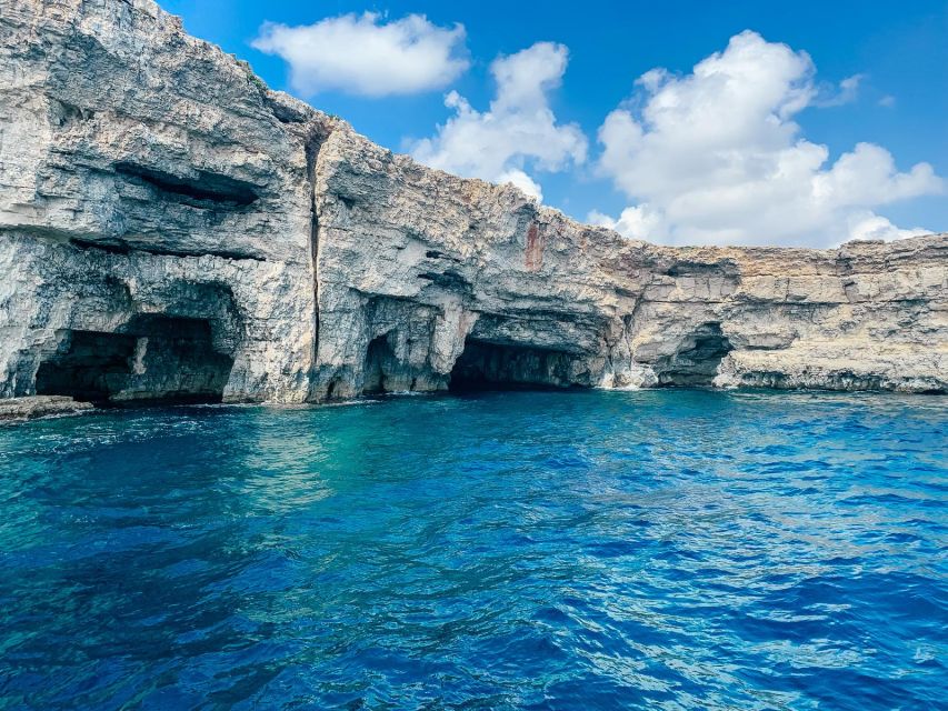 From Sliema: Comino Island and Blue Lagoon Cruise - Arriving at the Blue Lagoon