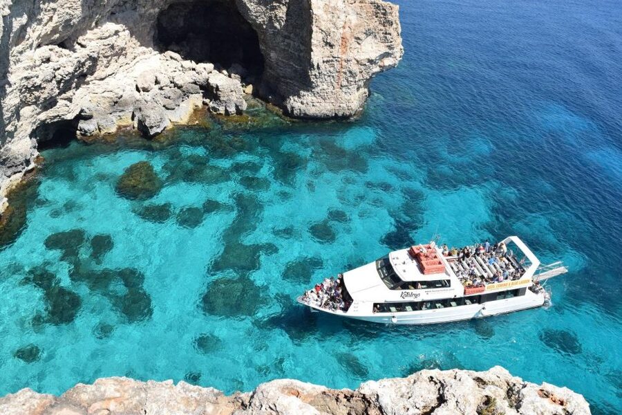 From Sliema: Comino Island and Blue Lagoon Cruise - Returning through Comino’s sea caves