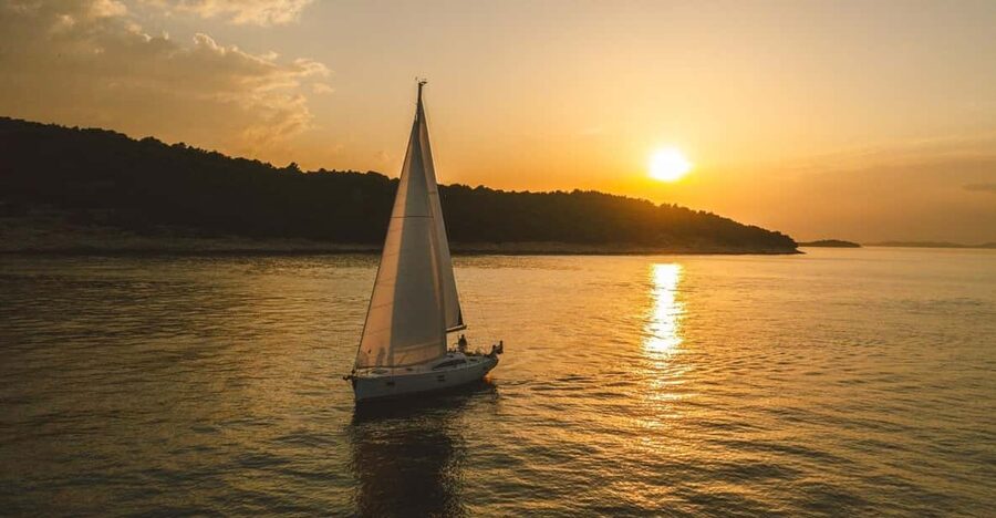 From Valletta: Romantic Sunset Cruise on a Sailing Yacht - Key points to know before booking