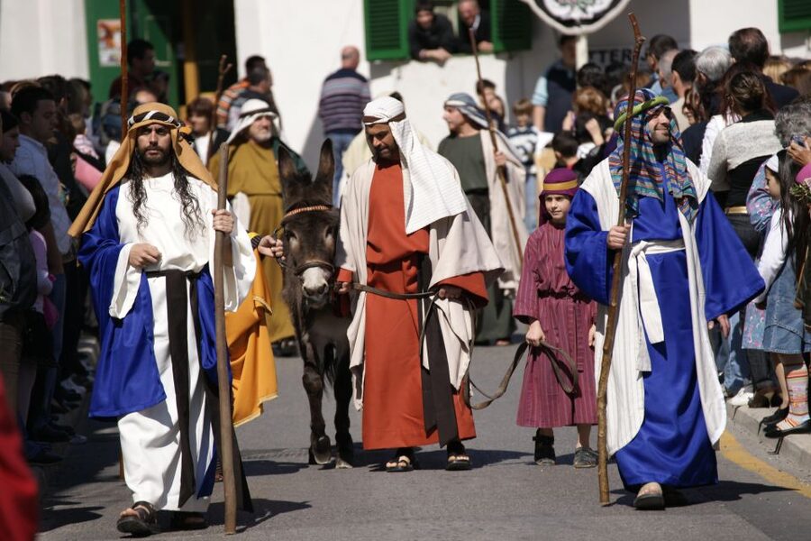 Good Friday Easter Procession with Commentary and Transport - Following the commentary in three languages