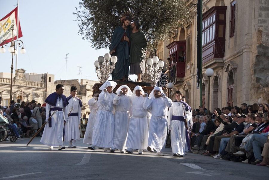 Good Friday Easter Procession with Commentary and Transport - Is $45 a fair price?