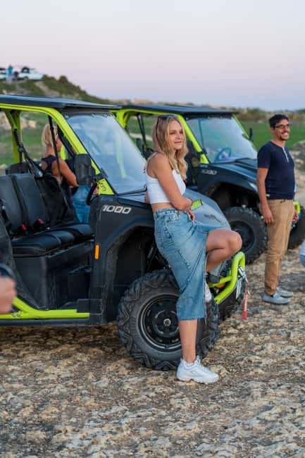 Gozo: All Inclusive 4x4 Chauffeured JEEP day safari - Comino by reserved boat