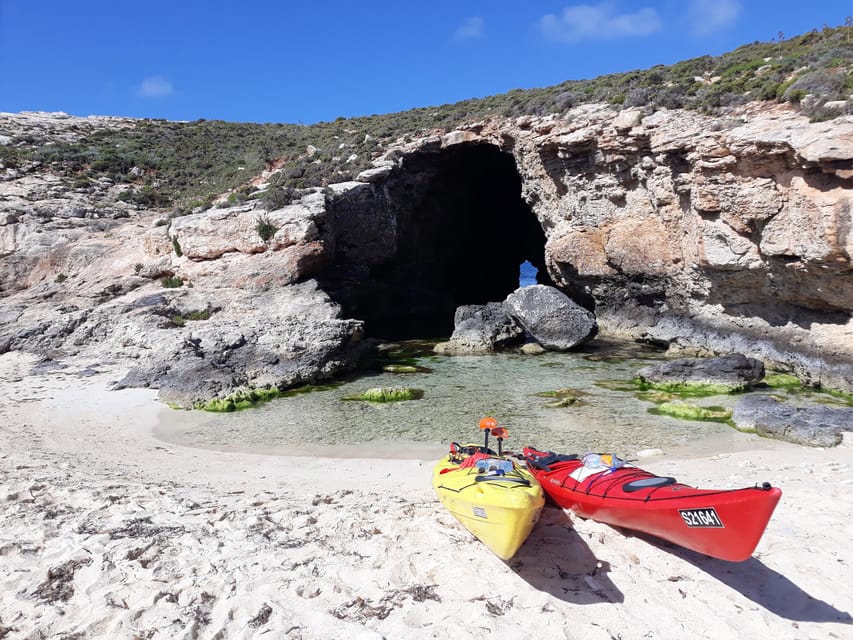 Gozo: Comino and Blue Lagoon Guided Kayaking Adventure - The 30-minute swimming break