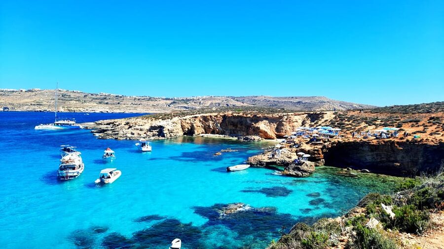 Gozo Unveiled: Guided Hiking in Comino Island - Why this Comino hike is different from a standard boat trip