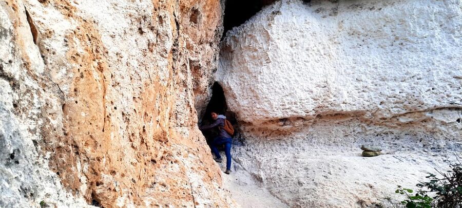 Gozo Unveiled: Guided Hiking in Gozo - South East - Xatt l-Ahmar and views toward Chambrey fortress