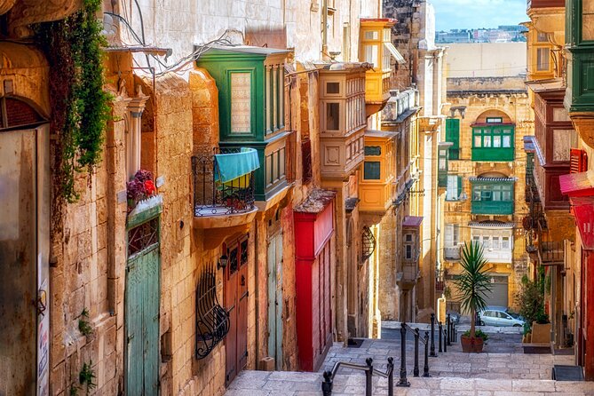 Highlights Self-Guided Scavenger Hunt and Tour in Valletta - Starting at Knisja ta San Publiju in Floriana