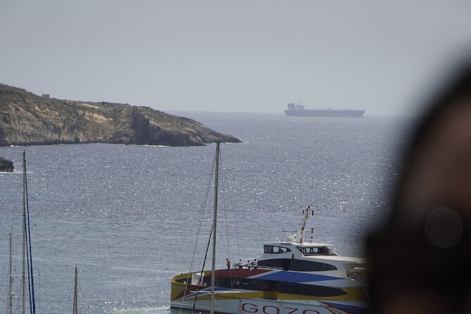 Highspeed Catamaran Crossing Between Malta and Gozo - A closer look at the Valletta departure