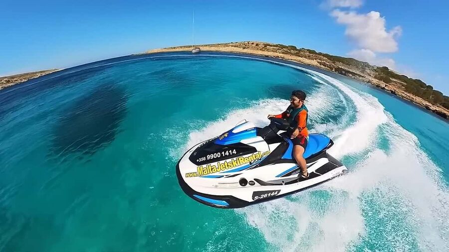 Malta 30 Minutes Jet Ski Rental / Hire - 2024 Yamaha VX - Riding a 2024 Yamaha VX 130