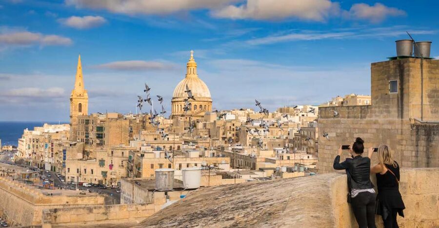Malta: 5-Day Tours Package with Gozo Island and Transfers - Mdina and the central island: old capital, cliffs, and Mosta