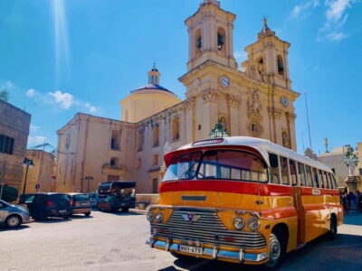 5 hr Vintage Bus Tour – Mdina & Blue Grotto inc. food