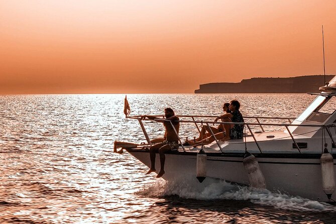 Malta: Around Comino Cruise With Blue Lagoon stop - Blue Lagoon: the famous stop with a practical choice
