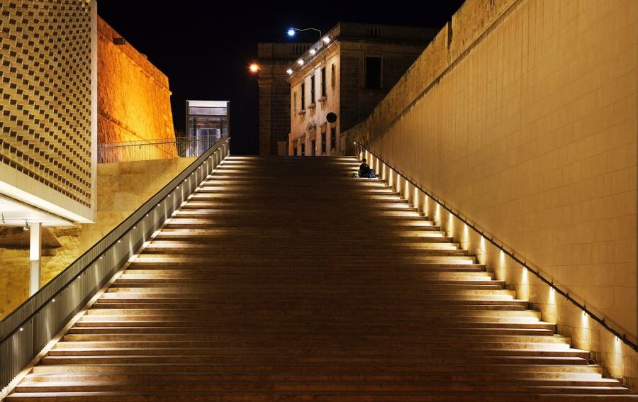 Malta By Night - Valletta, Birgu, Mdina & Mosta - Why Malta at night works so well