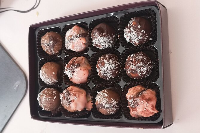 Malta Chocolate Factory Gin and Truffle Making Experience - Making your 12 handmade truffles