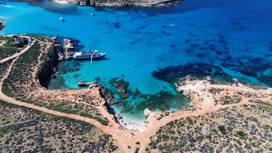 Malta: Comino, Blue Lagoon, Crystal Lagoon & Caves Cruise - Gozo and the return through Crystal Lagoon