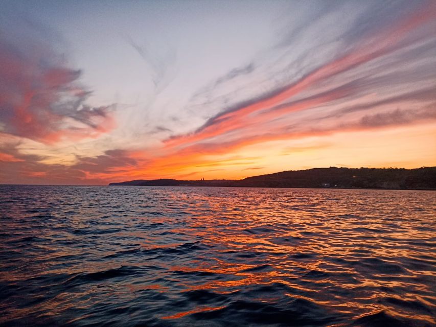 Malta: Comino, Blue lagoon, Crystal Lagoon Private Boat Tour - Blue Lagoon: beautiful water, smarter timing