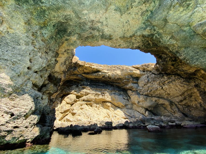 Malta: Comino, Blue lagoon, Crystal Lagoon Private Boat Tour - Saint Mary’s Tower and the optional P31 wreck