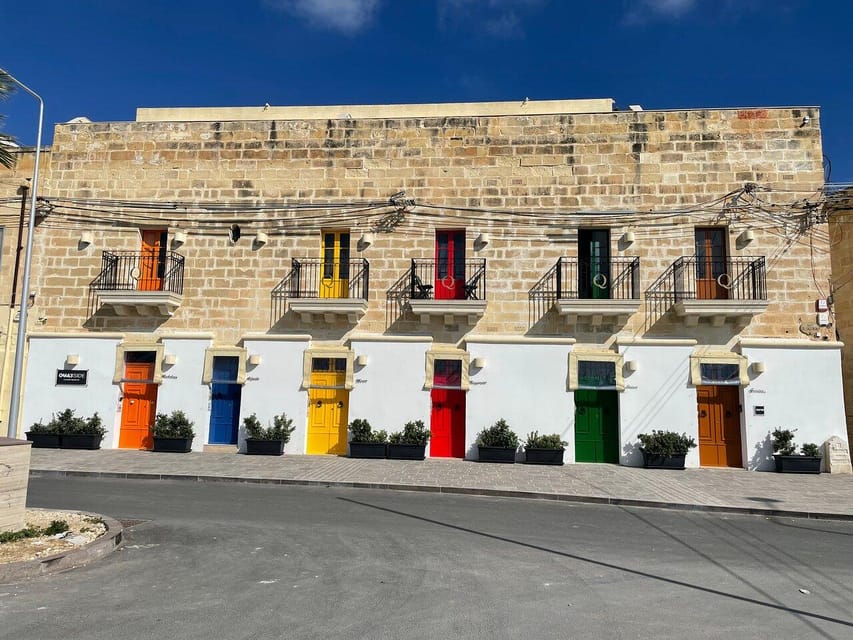 Malta: Essential Tour of Island Treasures - Meeting the minibus at Valletta Waterfront