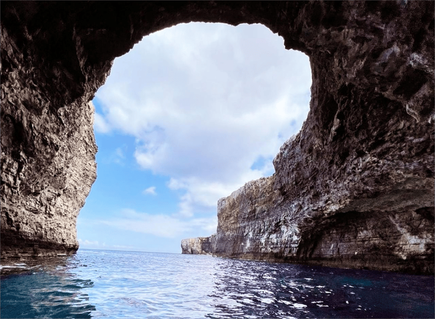 Malta: Gozo Comino and Blue Lagoon Boat Tour with Swim Stop - Coral Lagoon and Smugglers Cave from the water