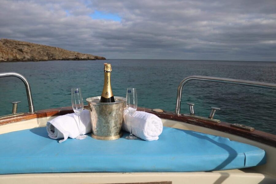 Malta Gozo & Comino: Boat Tour Best Price w/inclusions 4 hrs - What is included, and what is not