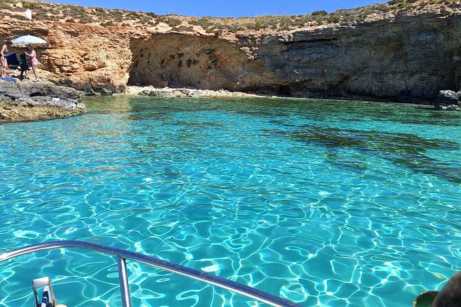 MALTA-Gozo Comino Caves Crystal Blue Lagoon Private Boat Trips - Santa Maria Caves from the boat