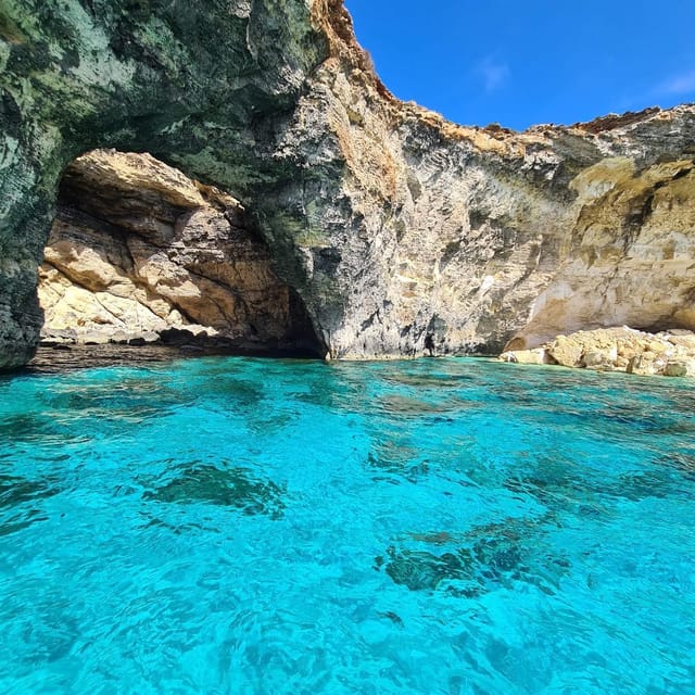 Malta:Gozo,Comino,Crystal/BlueLagoon&Caves Private Boat trip - What the private boat adds to the day