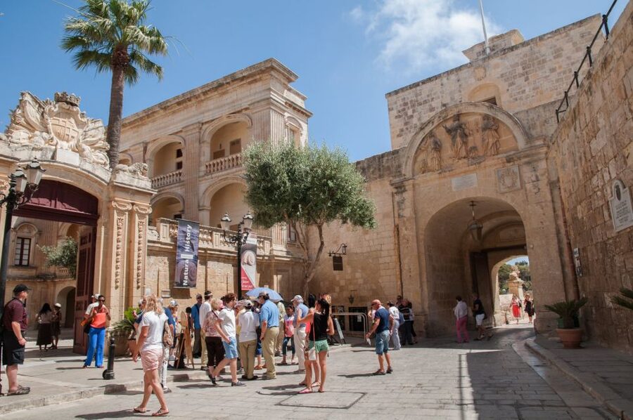 Malta: Highlights of Malta & Mdina Full Day Tour with Lunch - What the coach, guide, and schedule are really like