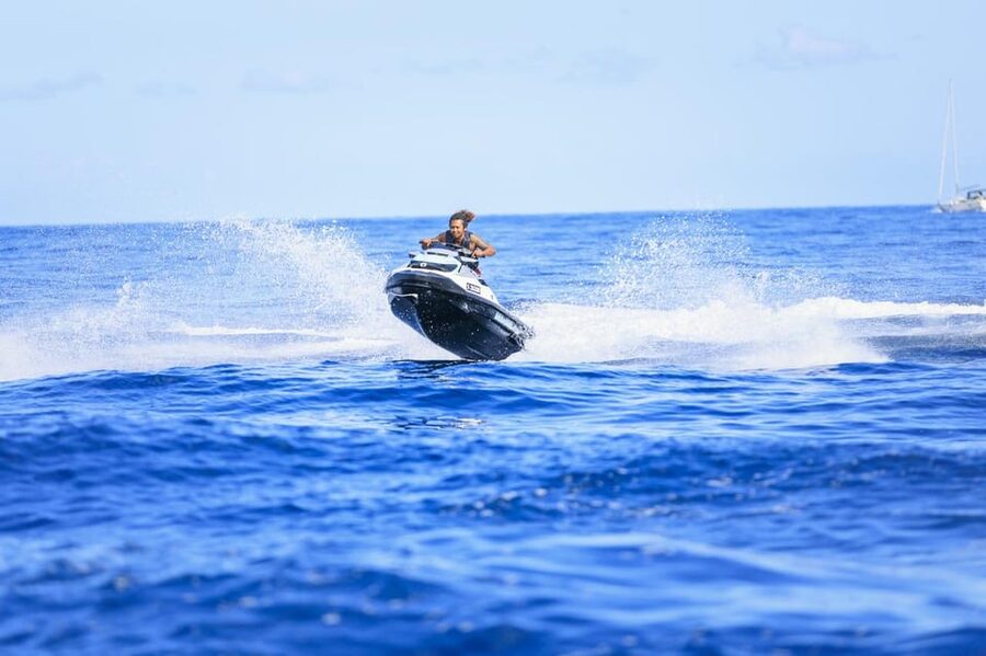 Malta: Jet Ski Safari to St. Paul's Islands or St Thomas Bay - Who should book this safari