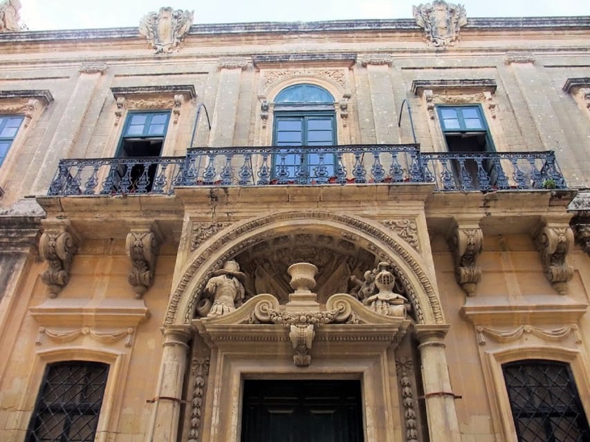 Malta: Mdina and Rabat Walking Tour with Catacombs - The bastion walls and Malta’s wide views